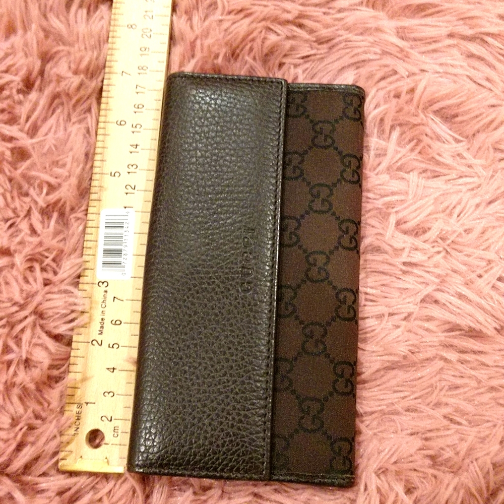 Gucci wallet